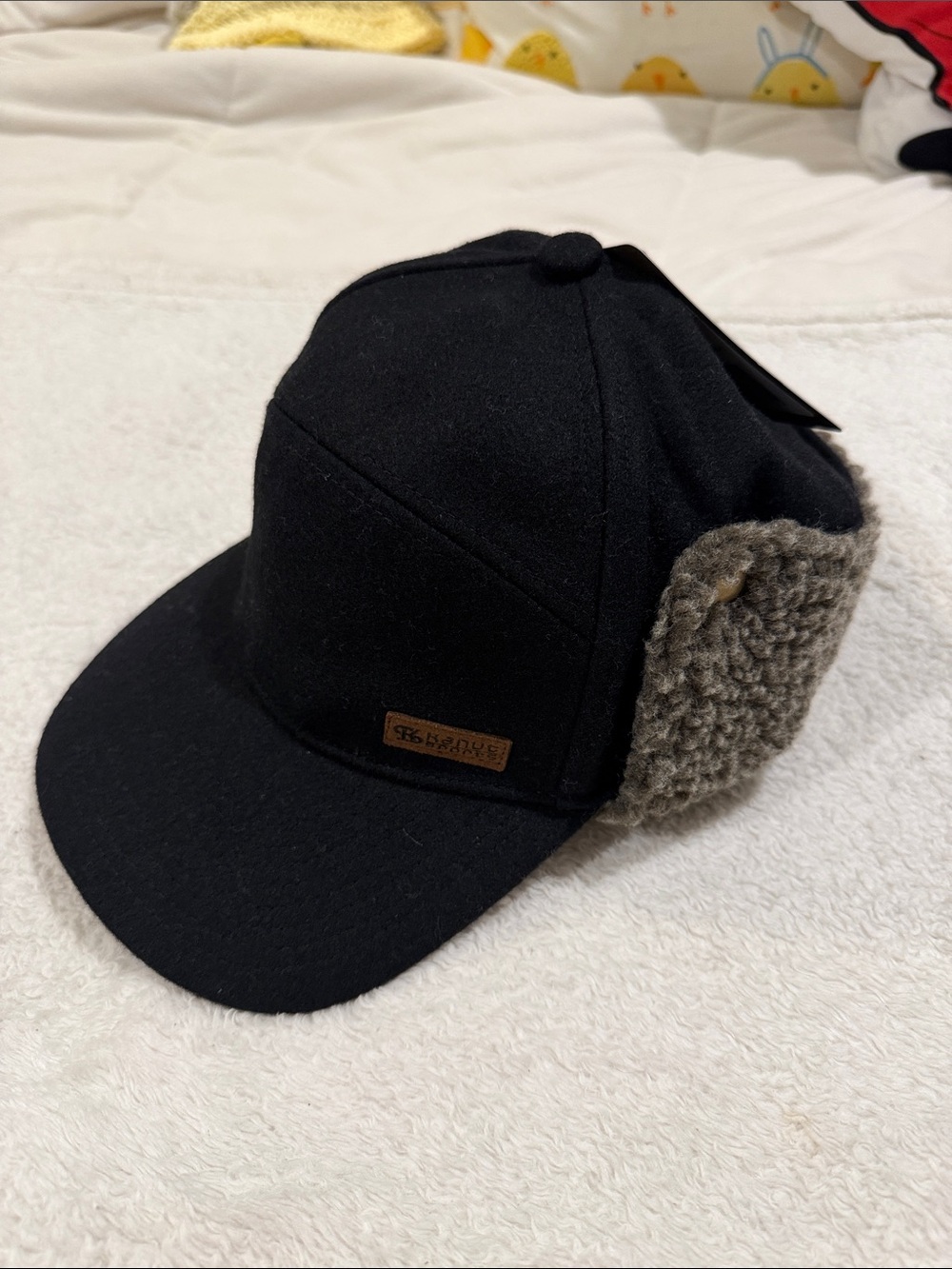 Black Wool-Blend Hat with Brown Faux Fur Trim